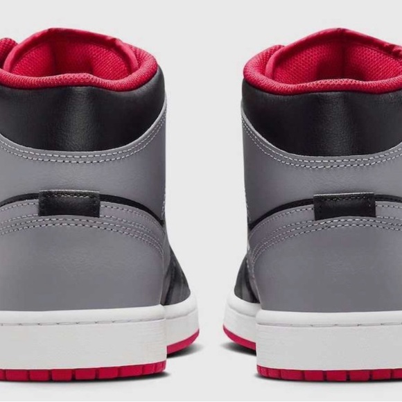 NWOT Box Nike Air Jordan 1 Black Cement Grey DQ 8426-006 men 7 - Picture 2 of 10